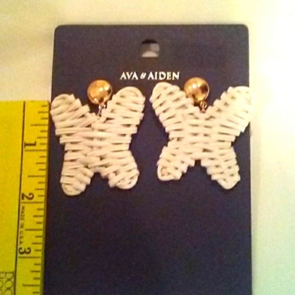 Ava & Aiden Butterfly Earrings - Picture 2 of 4